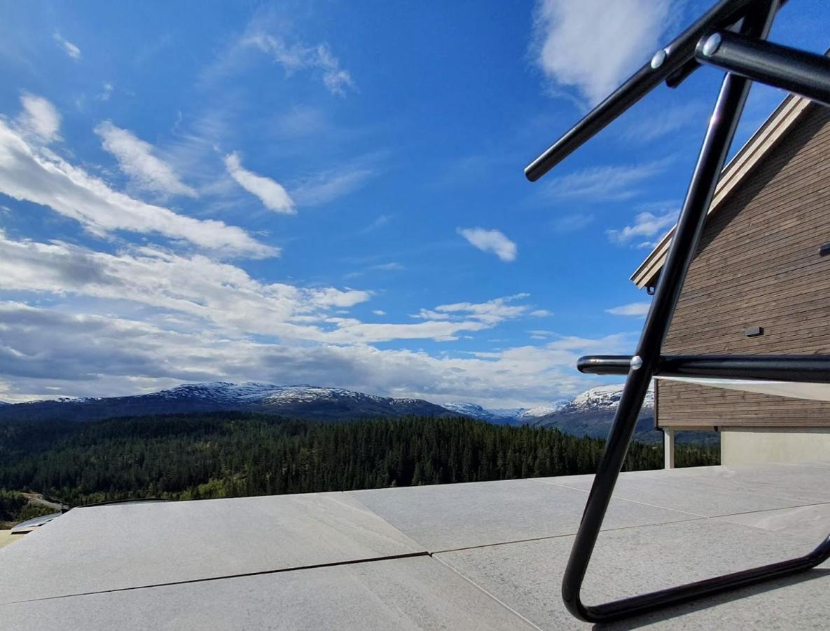 Tiny Mountain Cabin With A Panoramic View Villa Giljane Exterior photo