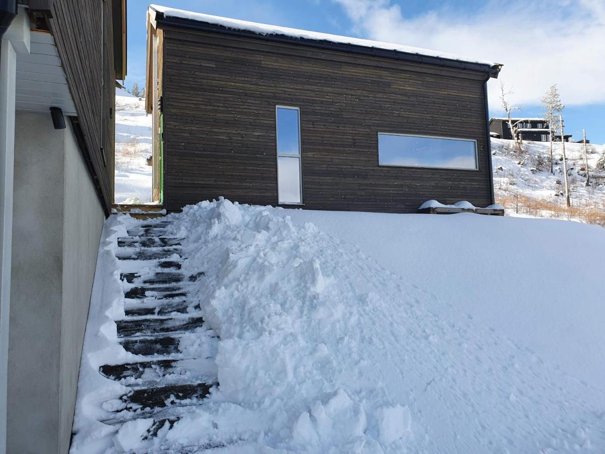 Tiny Mountain Cabin With A Panoramic View Villa Giljane Exterior photo