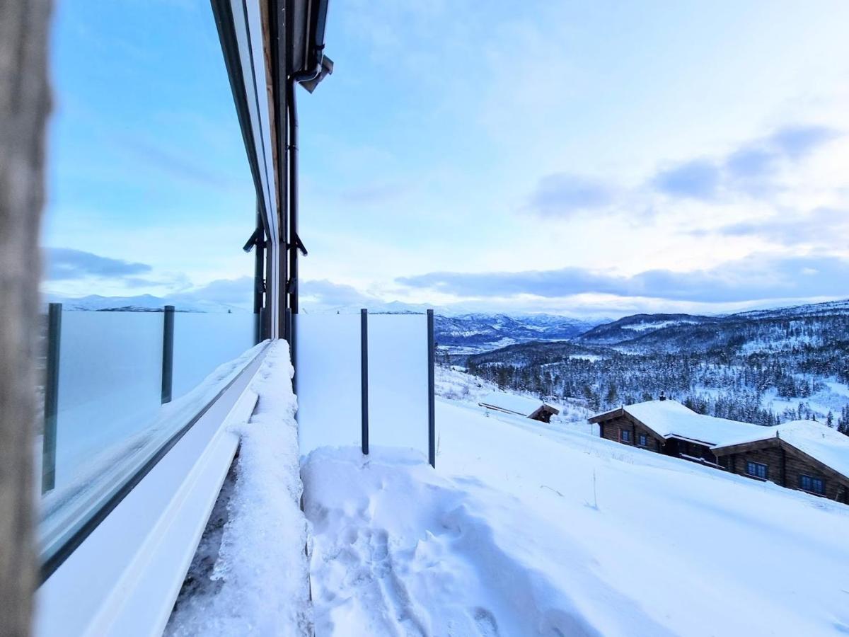 Tiny Mountain Cabin With A Panoramic View Villa Giljane Exterior photo