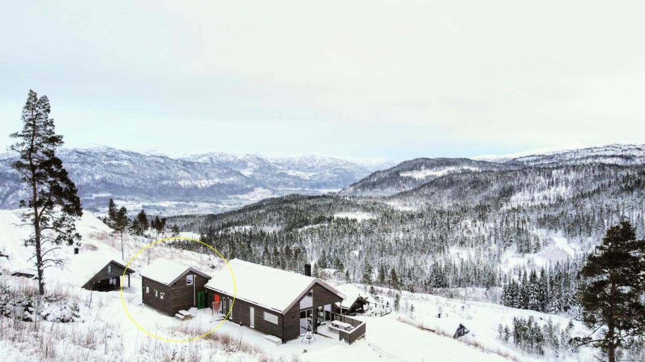 Tiny Mountain Cabin With A Panoramic View Villa Giljane Exterior photo